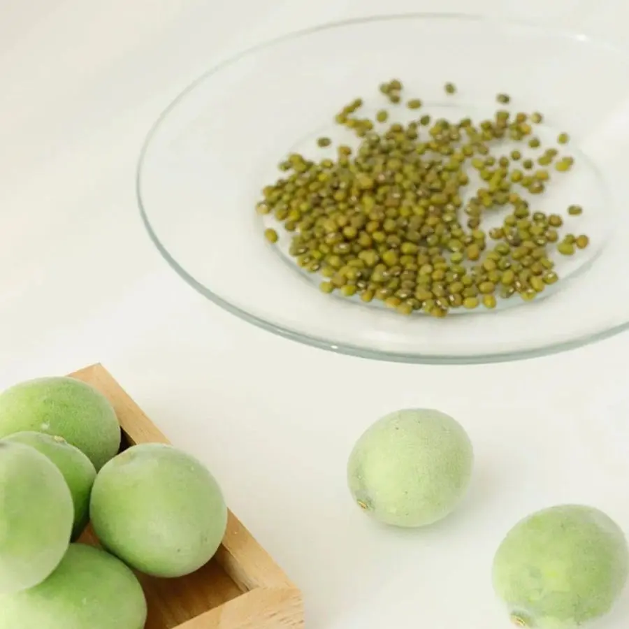 Green Plum Refreshing Cleanser 100mL - Image 4