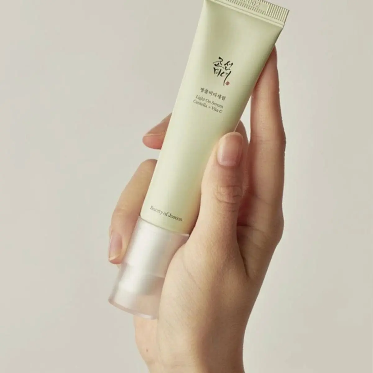 Light On Serum Centella + Vita C 30mL - Image 2