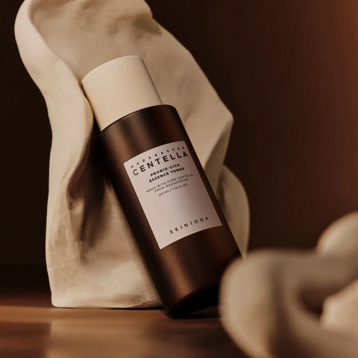 Madagascar Centella Probio-Cica Essence Toner 210mL - Image 4