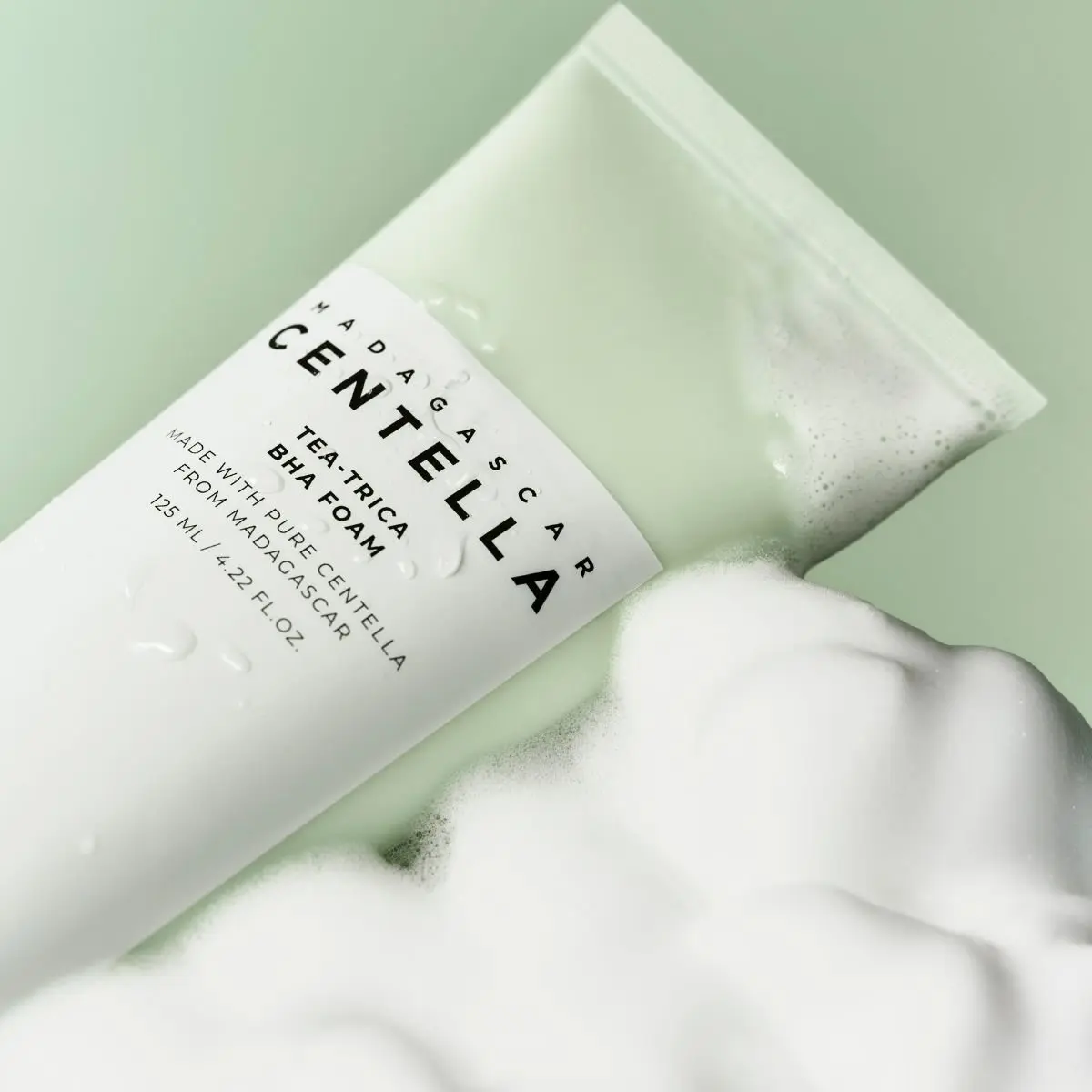 Madagascar Centella Tea-Trica BHA Foam 125mL - Image 4