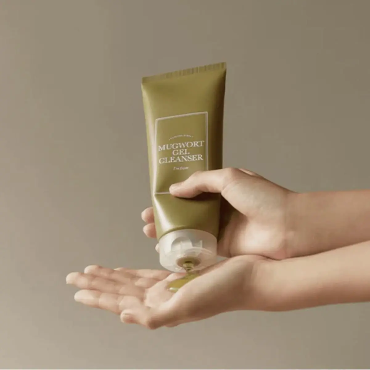 Mugwort Gel Cleanser 150mL - Image 3