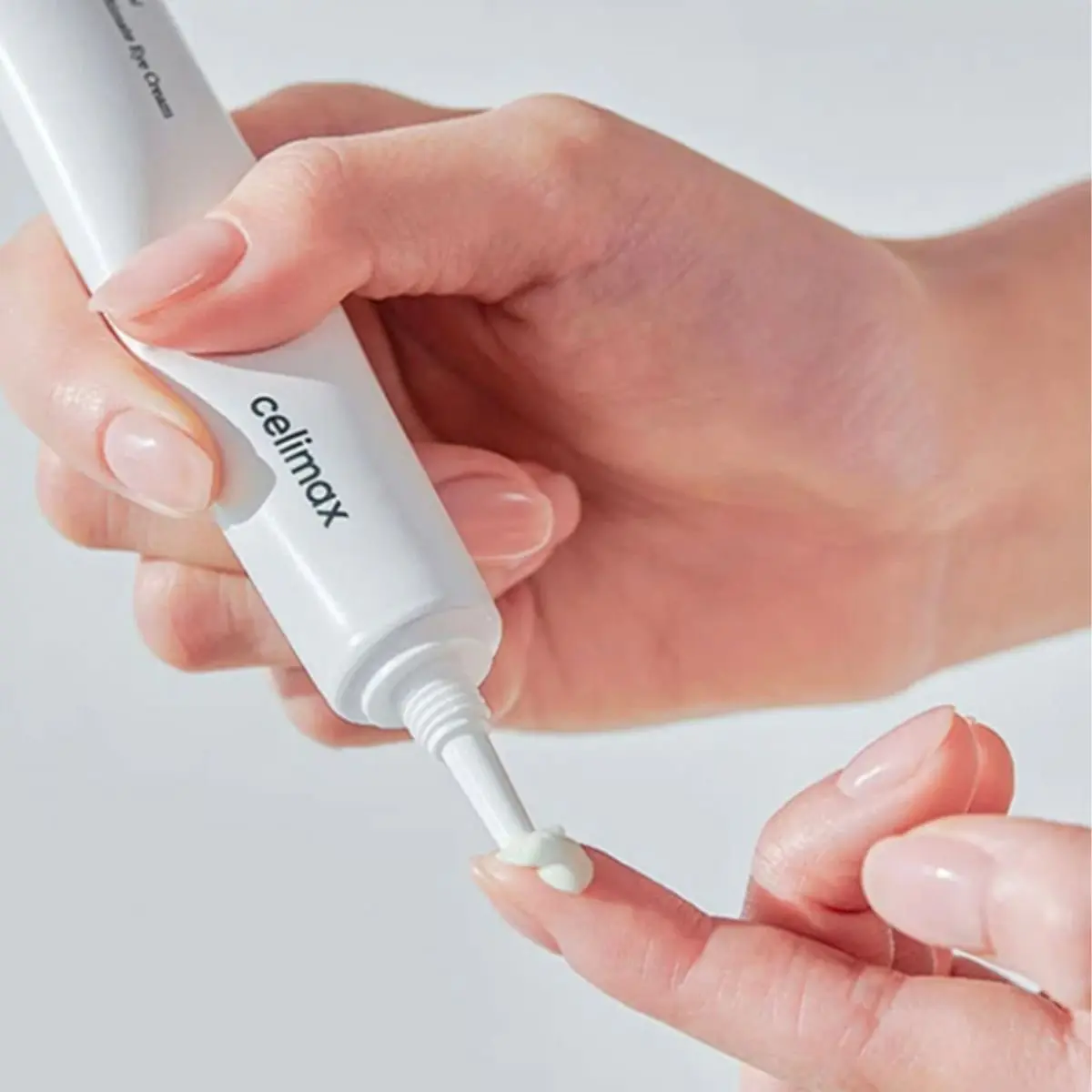 The Real Noni Ultimate Eye Cream 20mL - Image 3